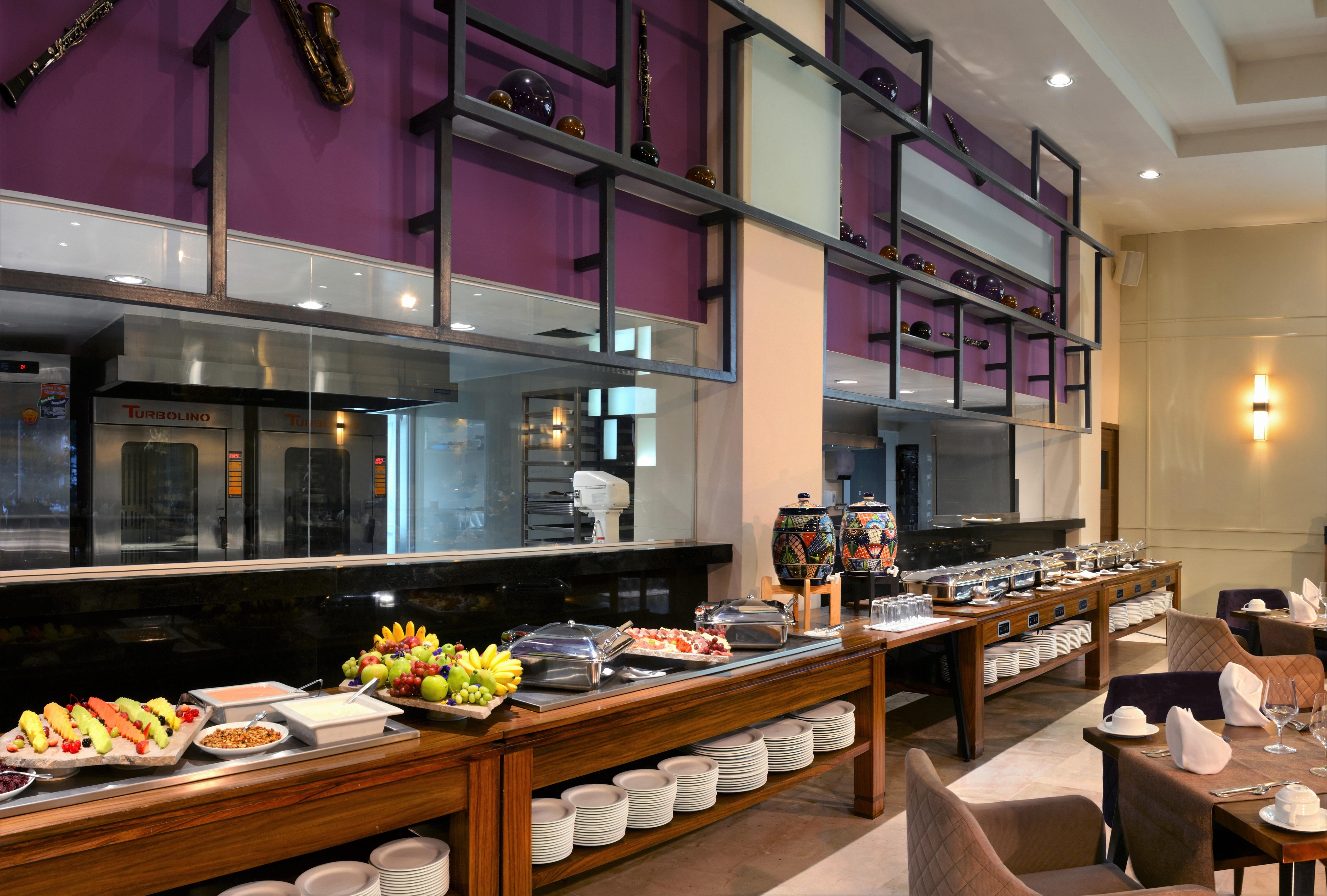 Hard Rock Hotel Guadalajara Zapopan Εξωτερικό φωτογραφία The buffet at the hotel