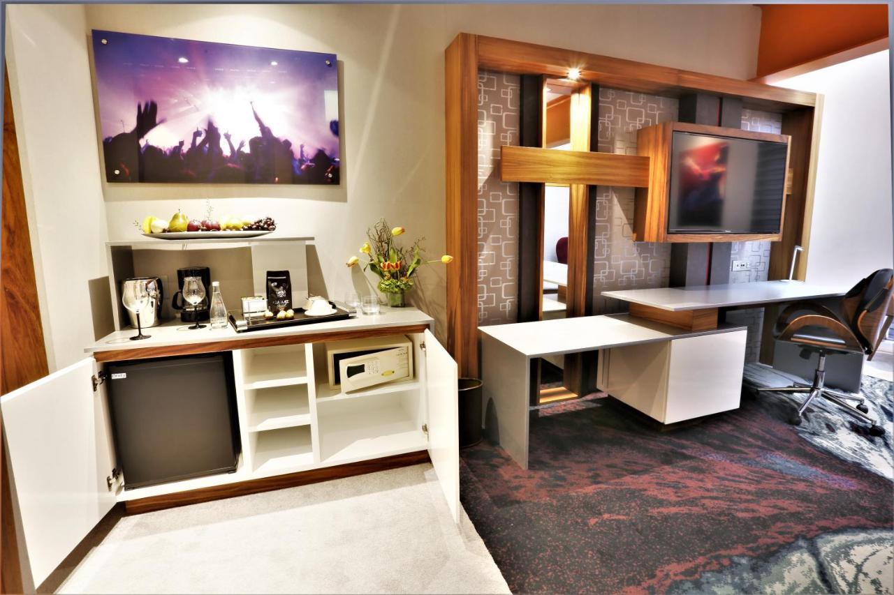Hard Rock Hotel Guadalajara Zapopan Εξωτερικό φωτογραφία A typical room at the hotel